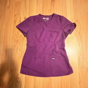 Greys Anatomy Scrub Set - PURPLE RAIN. Top XS. Bottoms XSP.
